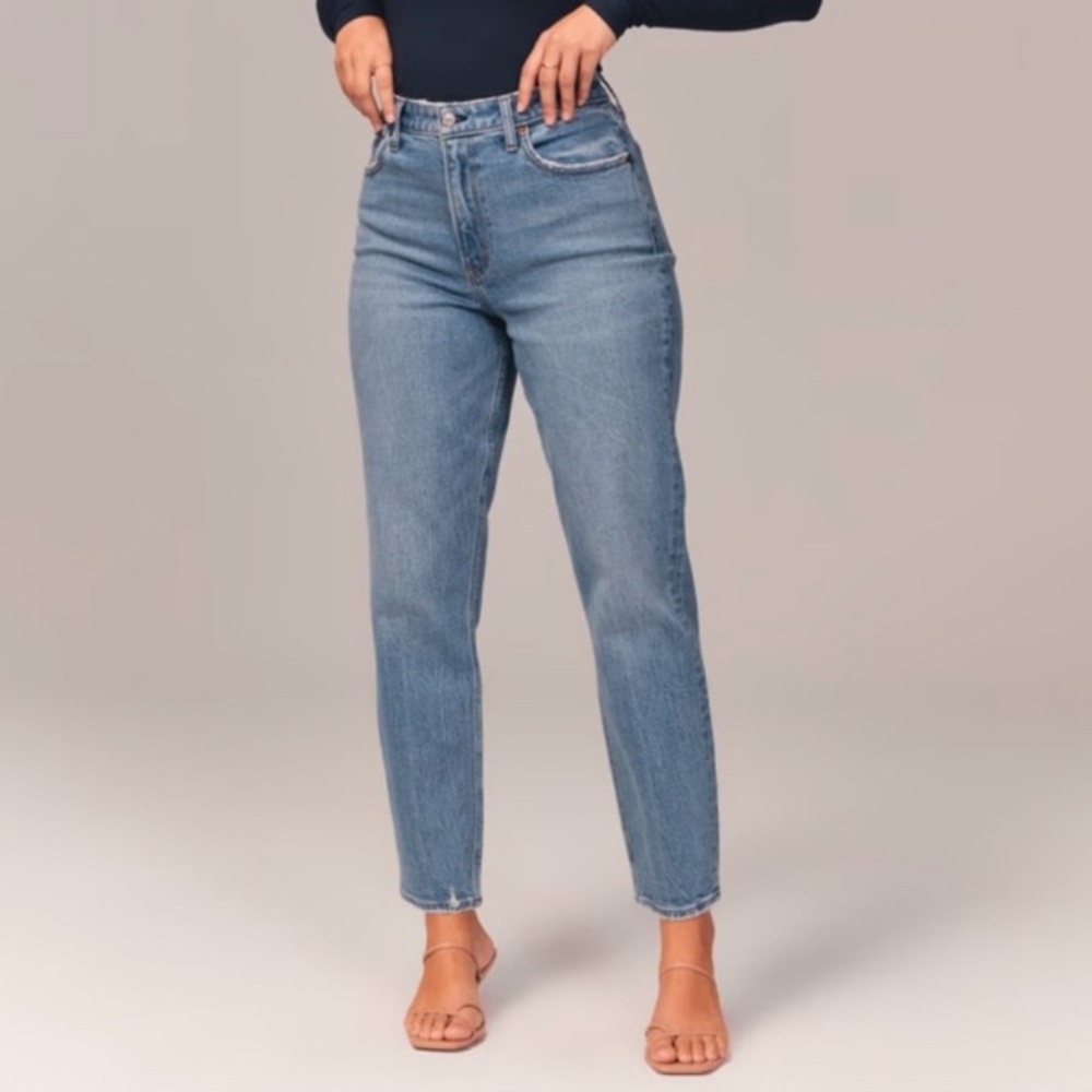 Abercrombie & Fitch curve love High Rise mom jeans
